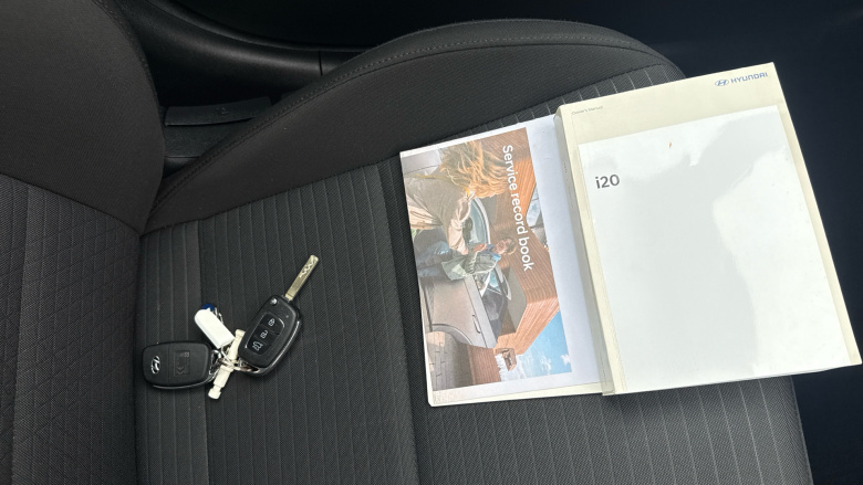 Hyundai i20 1.0T GDi 48V MHD SE Connect 5dr Petrol Hatchback